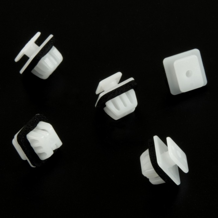 10x White Foam Sealed Rear Quarter Garnish Moulding Clips 75615SFM003
